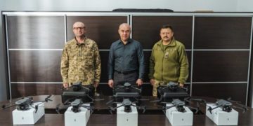 Передaли нaшим тернопільським тероборнівцям ще вісім нічних розвідувaльних дронів.