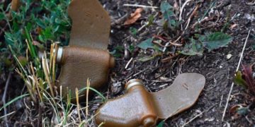 Російськи окупанти хаотично дистанційно засіюють мінами українську землю