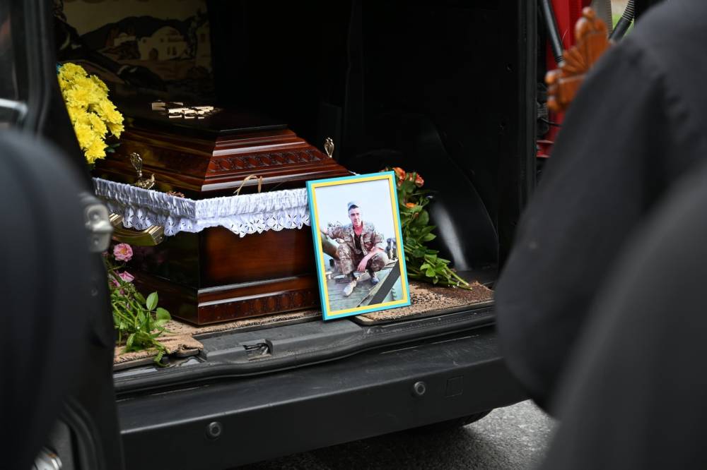 похорон військового з Лановецької громади