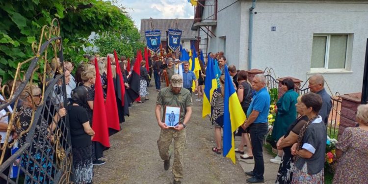 Похорон військового на Тернопільщині