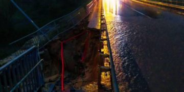 на Тернопільщині негода пошкодила міст