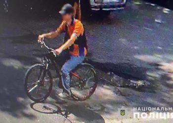 У Тернополі затримали злодія, який викрадав велосипеди біля магазинів: чоловік встиг збагатитися на 33 000 гривень