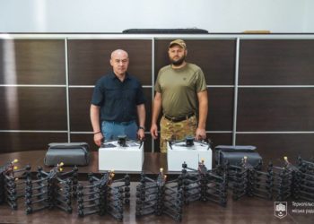 Тернопільському 35-му батальйону передали нову партію ударних fpv-дронів та розвідувальних квадрокоптерів Маvic, – Сергій Надал