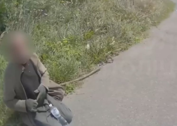 Патрульні Тернополя допомогли 76-річному незрячому чоловіку, який заблукав біля села Озерна