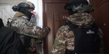 Затримання зловмисника. Фото поліція Тернопільщини