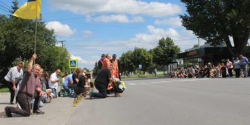 Зустріч загиблого у селі