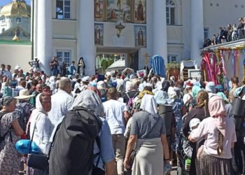 хресна хода до Почаєва