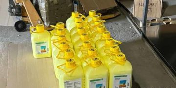 Поліція Тернопільщини викрила масштабну схему підробки гербіцидів: завдані збитки перевищують 10 мільйонів гривень