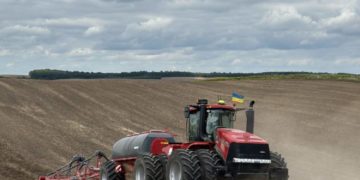 «Контінентал» почав сіяти озимі під урожай-2025
