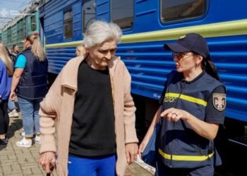 на Тернопільщину приїхав черговий евакуаційний потяг