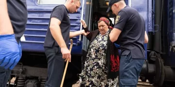 до Тернополя прибув евакуаційний потяг