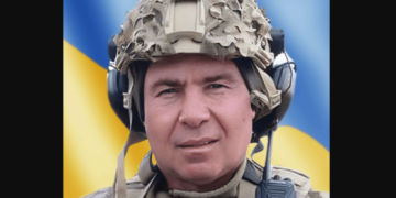 у Бучачі прощаються з військовим