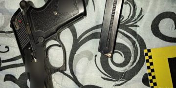 у чоловіка виявили зброю