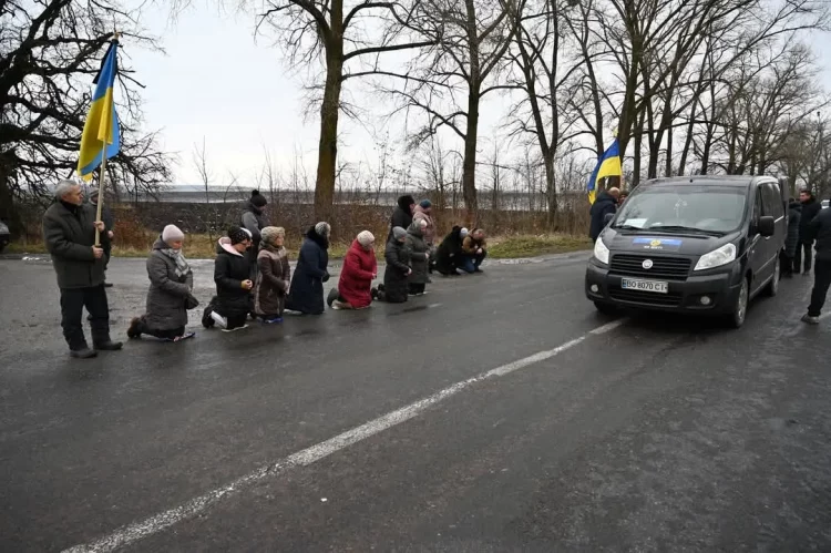 на Тернопільщині зустріли загиблого Героя