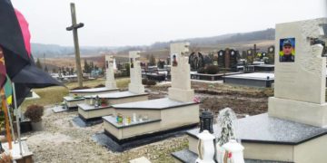 могильні плити