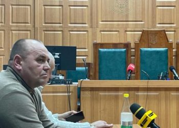 вийшов під заставу