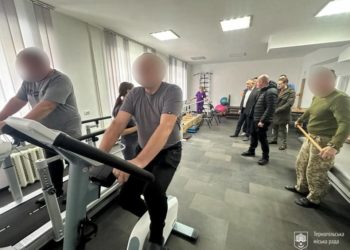 Міський голова Тернополя Сергій Надал відвідав поранених захисників у лікарні міста