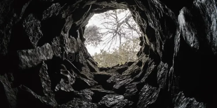 Знайшли тіло у колодязі