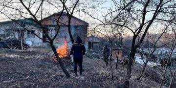 Спалення сухої трави