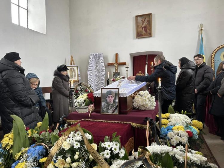 У Великій Березовиці на Тернопільщині провели в останню путь Петра Бакальця