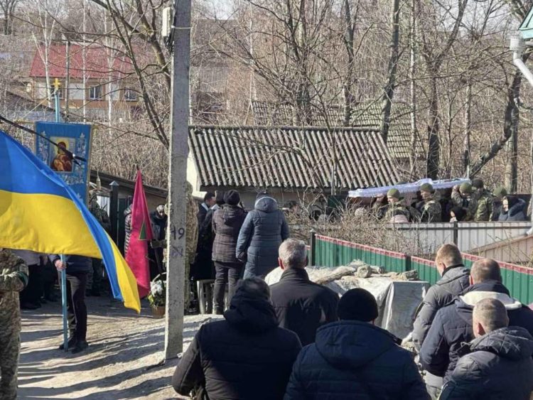 Борсуківська громада на Тернопільщині віддала шану загиблому захиснику Павлу Доценку