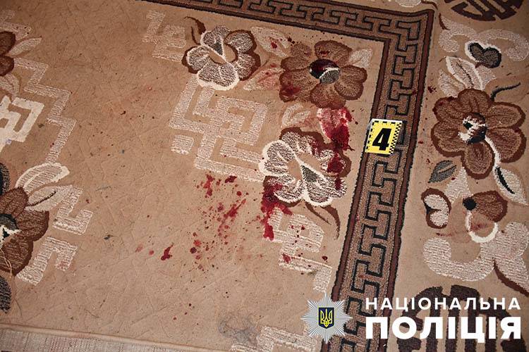 Онук вбив бабцю