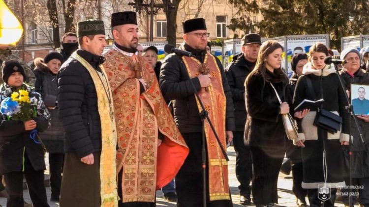 Тернопіль вшанував Героїв російсько-української війни