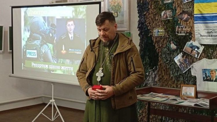 “Репортаж ціною життя”: у Кременці вшанували пам’ять військового журналіста Дмитра Лабуткіна