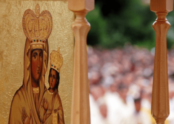 чудотворну ікону Зарваницької Матері Божої