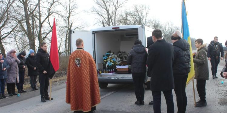 Чорні вихідні на Тернопіллі: Великогаївська громада прощається одразу з двома молодими Героями