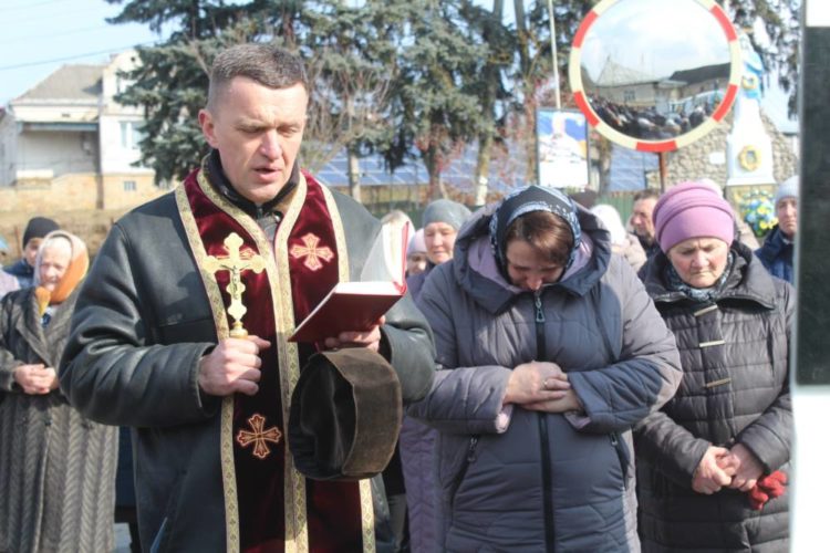 Чорні вихідні на Тернопіллі: Великогаївська громада прощається одразу з двома молодими Героями