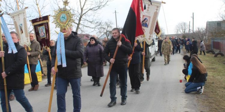 Чорні вихідні на Тернопіллі: Великогаївська громада прощається одразу з двома молодими Героями