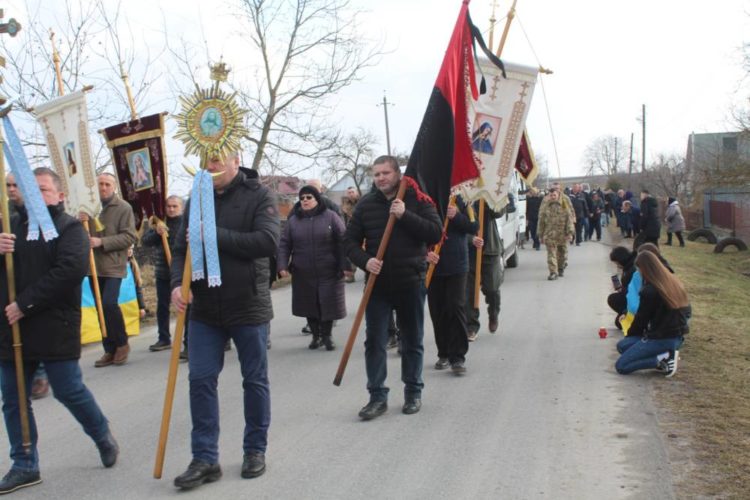 Чорні вихідні на Тернопіллі: Великогаївська громада прощається одразу з двома молодими Героями