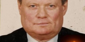 Помер знаний медик