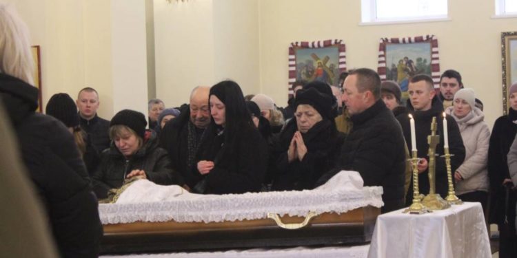 Чорні вихідні на Тернопіллі: Великогаївська громада прощається одразу з двома молодими Героями