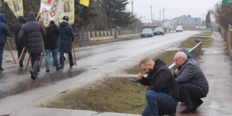 Чорні вихідні на Тернопіллі: Великогаївська громада прощається одразу з двома молодими Героями