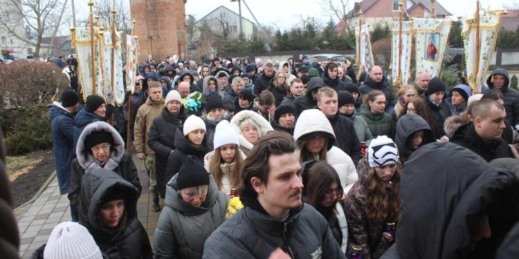 Чорні вихідні на Тернопіллі: Великогаївська громада прощається одразу з двома молодими Героями
