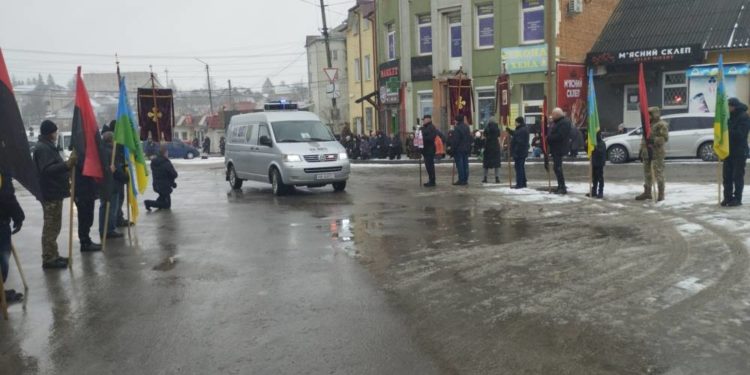 У Козівській громаді востаннє зустріли захисника Дмитра Дроздовського