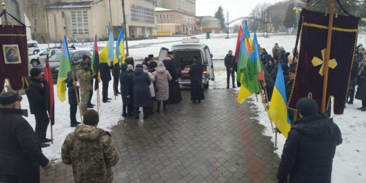 У Козівській громаді востаннє зустріли захисника Дмитра Дроздовського