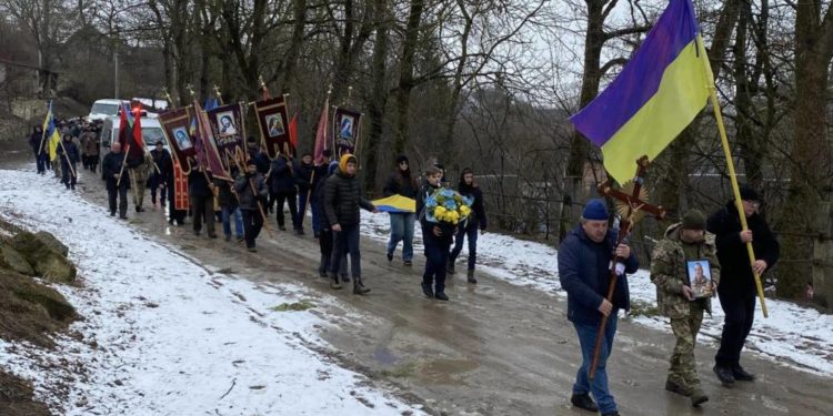 У Козівській громаді востаннє зустріли захисника Дмитра Дроздовського
