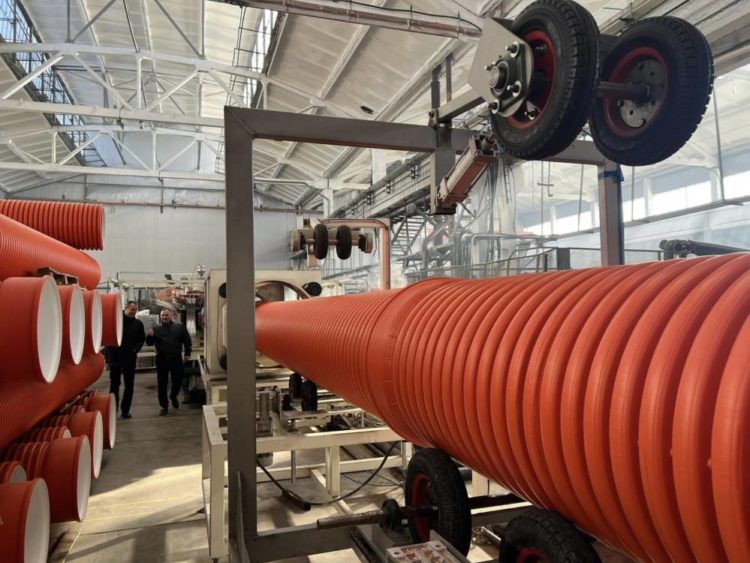 Тернопільська компанія спільно зі швейцарськими партнерами запустить виробництво PEX-труб