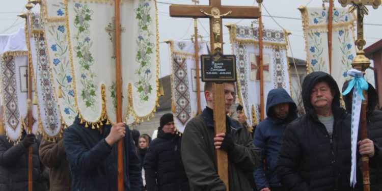 Чорні вихідні на Тернопіллі: Великогаївська громада прощається одразу з двома молодими Героями