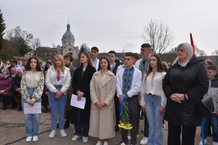 На Бучаччині відкрили пам’ятні дошки Василю Мимрику та Євгенію Гнидці