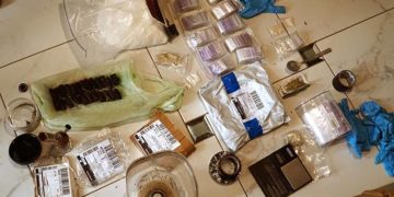 Поліція затримала наркоторговців