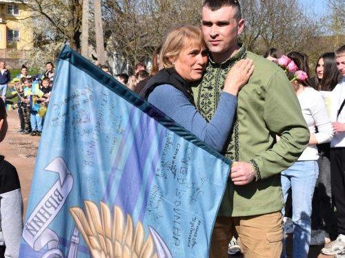 Військовий повернувся з полону