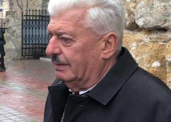 помер тато архієпископа Тихона