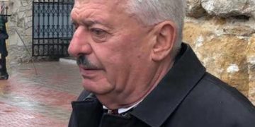 помер тато архієпископа Тихона