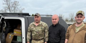 Сергій Надал на фронті передав партію безпілотників для 110-ї бригади від Тернополя