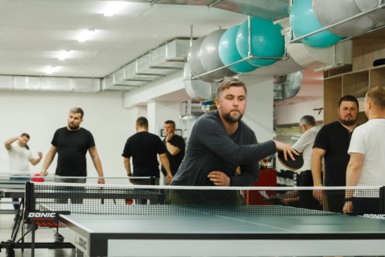 У Тернополі відбулися змагання з настільного тенісу серед священиків