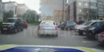 Патрульні зупинили порушника ПДР